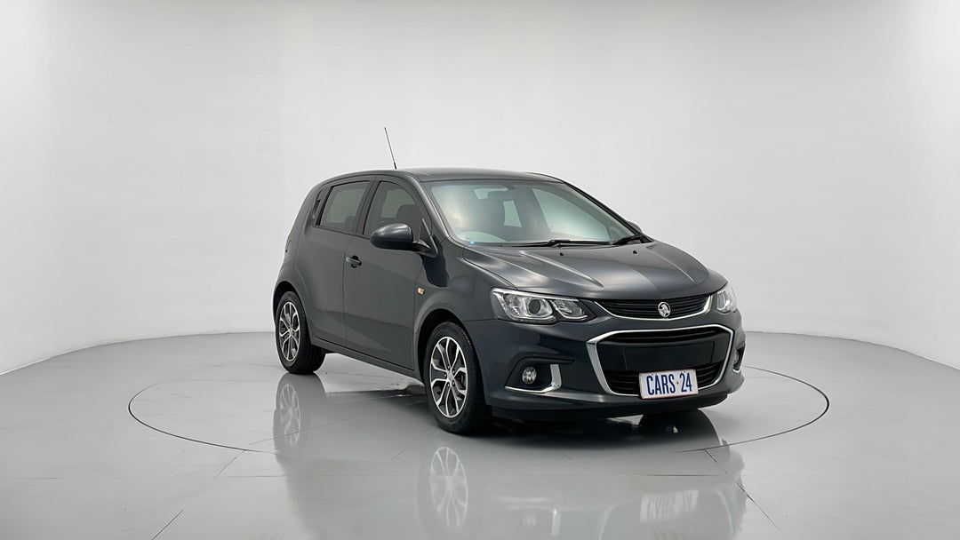 Right Front Diagonal (45- Degree) View