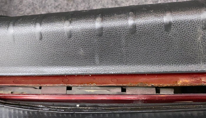 2015 Honda City 1.5L I-VTEC V MT, Petrol, Manual, 90,732 km, Dicky (Boot door) - Slightly rusted