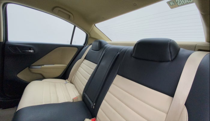 2015 Honda City 1.5L I-VTEC V MT, Petrol, Manual, 90,732 km, Right Side Rear Door Cabin