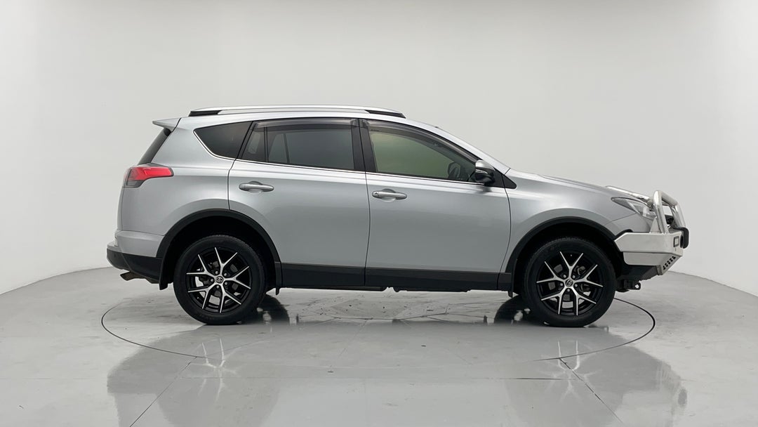 2017 Toyota RAV4 Gxl (4x4), Automatic, 92640 km, Right Side View