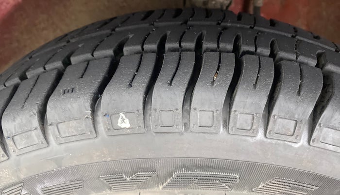 2018 Maruti Alto 800 LXI, Petrol, Manual, 15,663 km, Left Front Tyre Tread