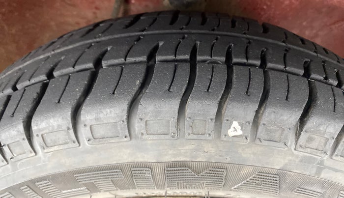 2018 Maruti Alto 800 LXI, Petrol, Manual, 15,663 km, Right Front Tyre Tread
