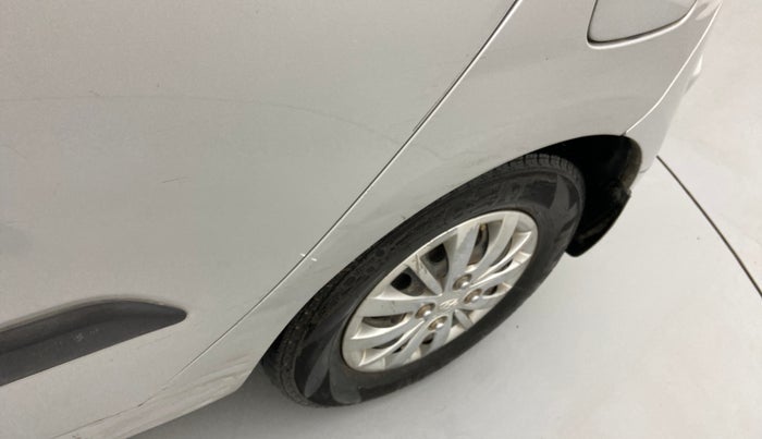 2015 Hyundai i10 SPORTZ 1.1, Petrol, Manual, 93,736 km, Left quarter panel - Slightly dented