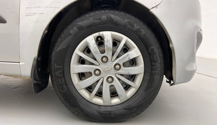 2015 Hyundai i10 SPORTZ 1.1, Petrol, Manual, 93,736 km, Right Front Wheel