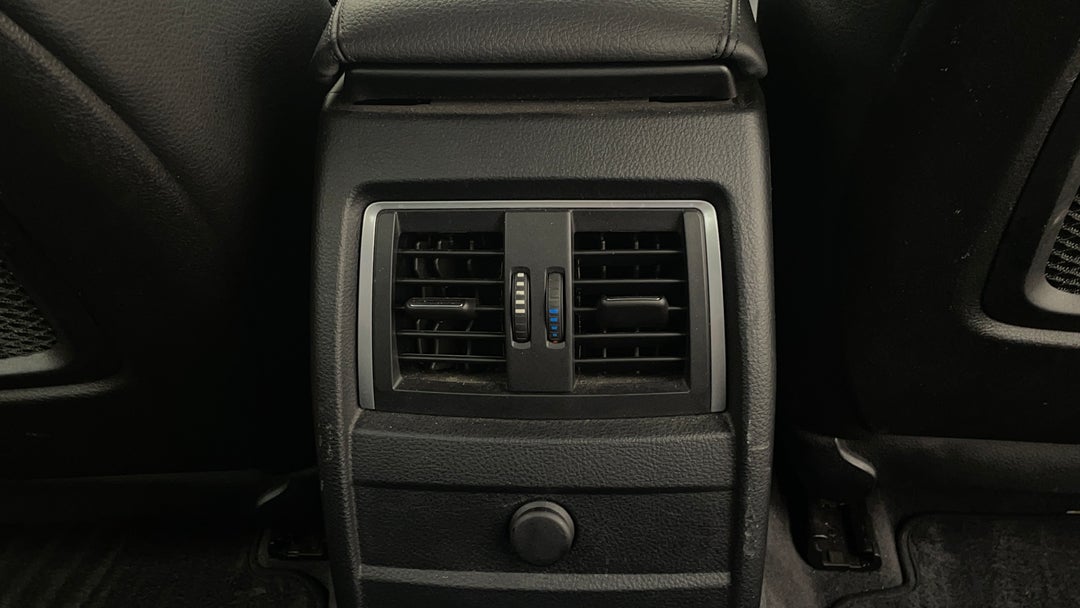 Rear A/C Vent