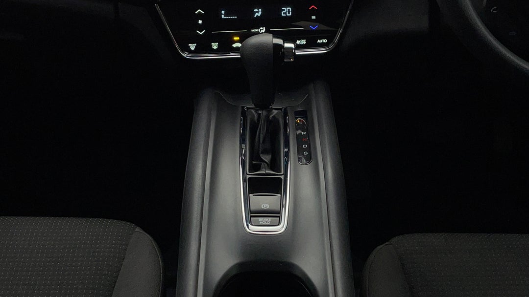 2019 Honda HR-V Vti, Automatic, 68708 km, Gear Lever 