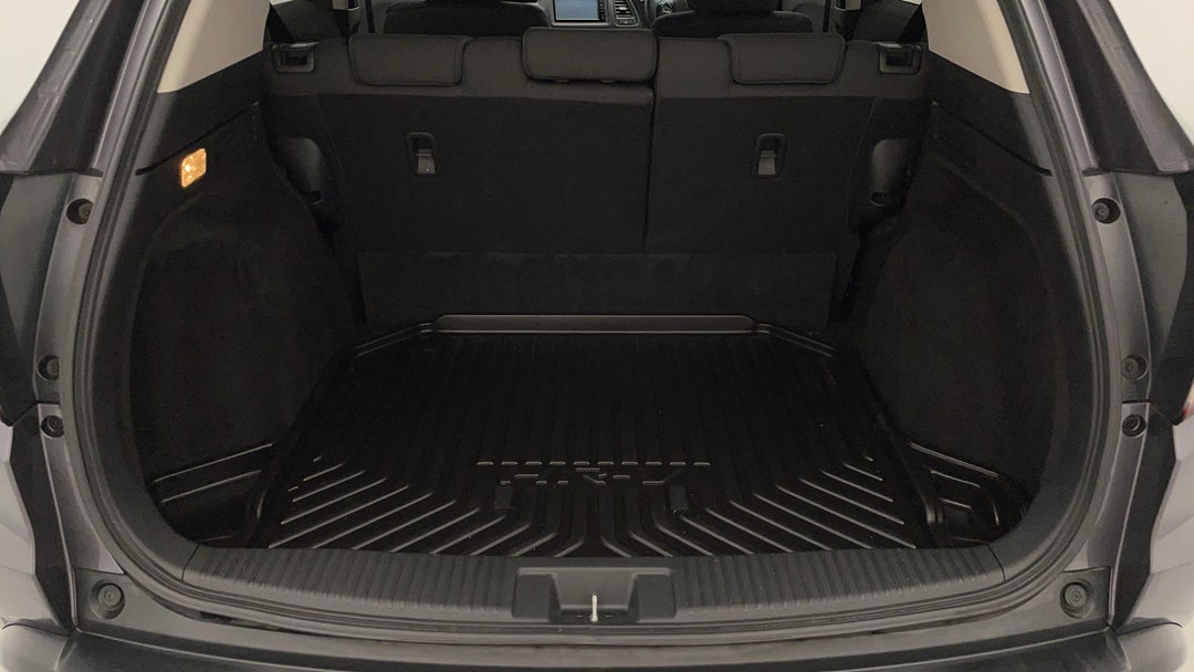 2019 Honda HR-V Vti, Automatic, 68708 km, Boot Inside View
