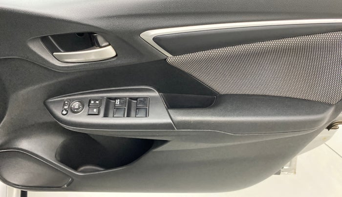 2017 Honda WR-V 1.5 i-DTEC VX MT, Diesel, Manual, 21,986 km, Driver Side Door Panels Control
