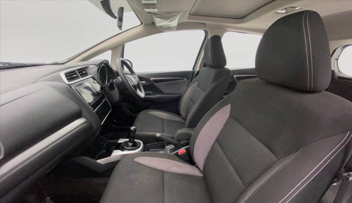 2017 Honda WR-V 1.5 i-DTEC VX MT, Diesel, Manual, 21,986 km, Right Side Front Door Cabin