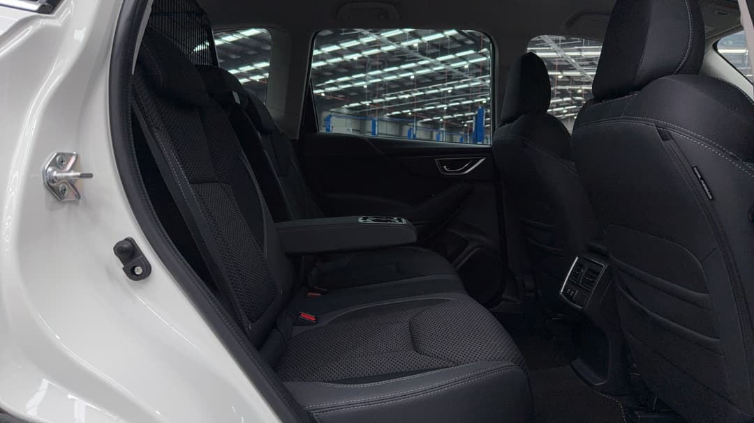 2022 Subaru Forester Hybrid L (AWD), Automatic, 36343 km, Right Side Rear Door Cabin View