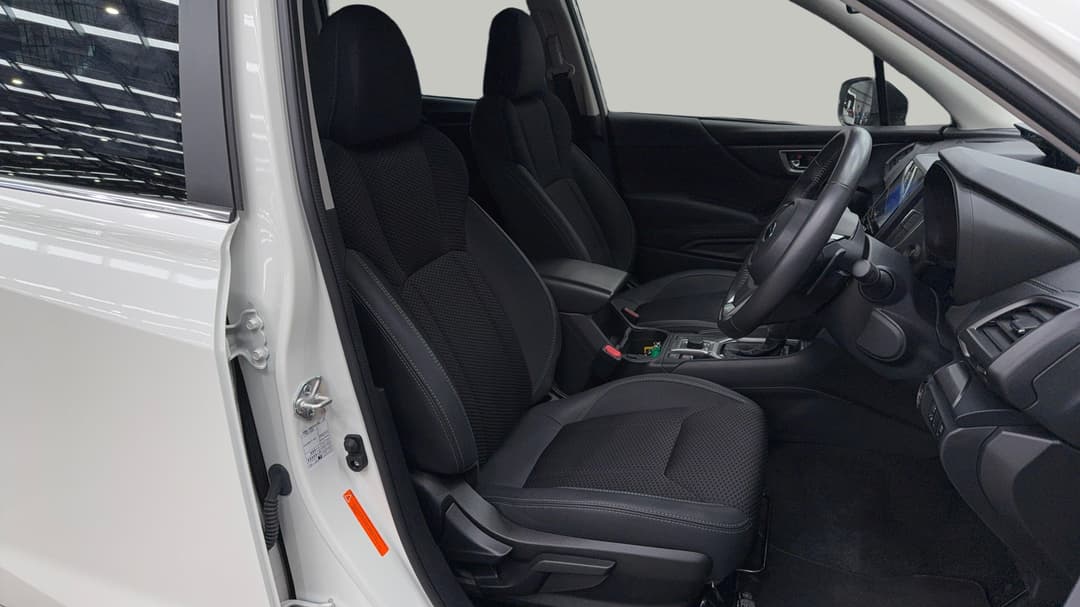 2022 Subaru Forester Hybrid L (AWD), Automatic, 36343 km, Right Side Front Door Cabin View