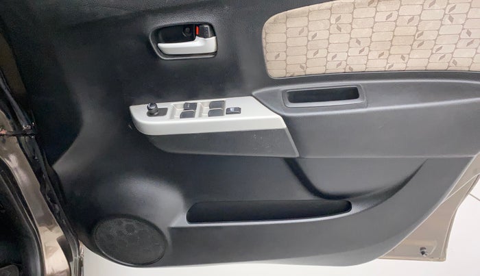 2015 Maruti Wagon R 1.0 VXI, Petrol, Manual, 53,302 km, Driver Side Door Panels Control