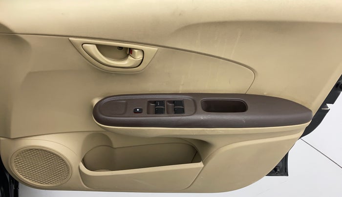 2013 Honda Amaze 1.5 EXMT I DTEC, Diesel, Manual, 94,219 km, Driver Side Door Panels Control