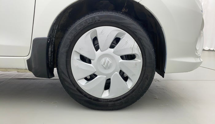 2018 Maruti Celerio VXI d, Petrol, Manual, 37,598 km, Right Front Tyre