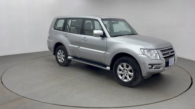 2020 MITSUBISHI PAJERO