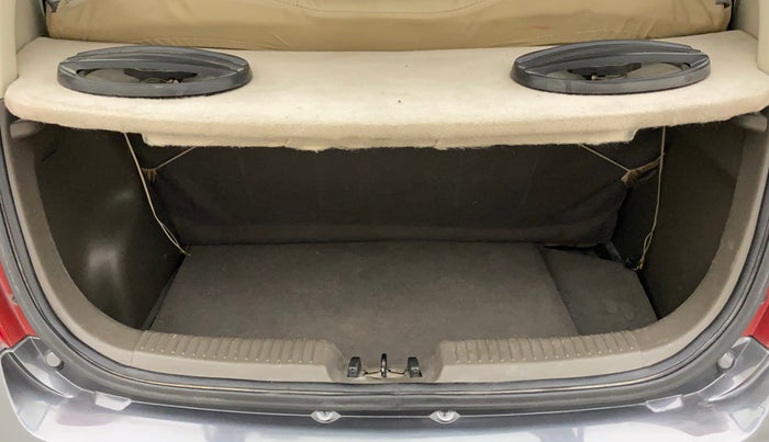 2011 Hyundai i10 MAGNA 1.2, Petrol, Manual, 80,322 km, Boot Inside