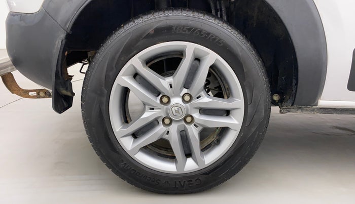2020 Renault TRIBER RXZ AT, Petrol, Automatic, 16,093 km, Right Rear Wheel