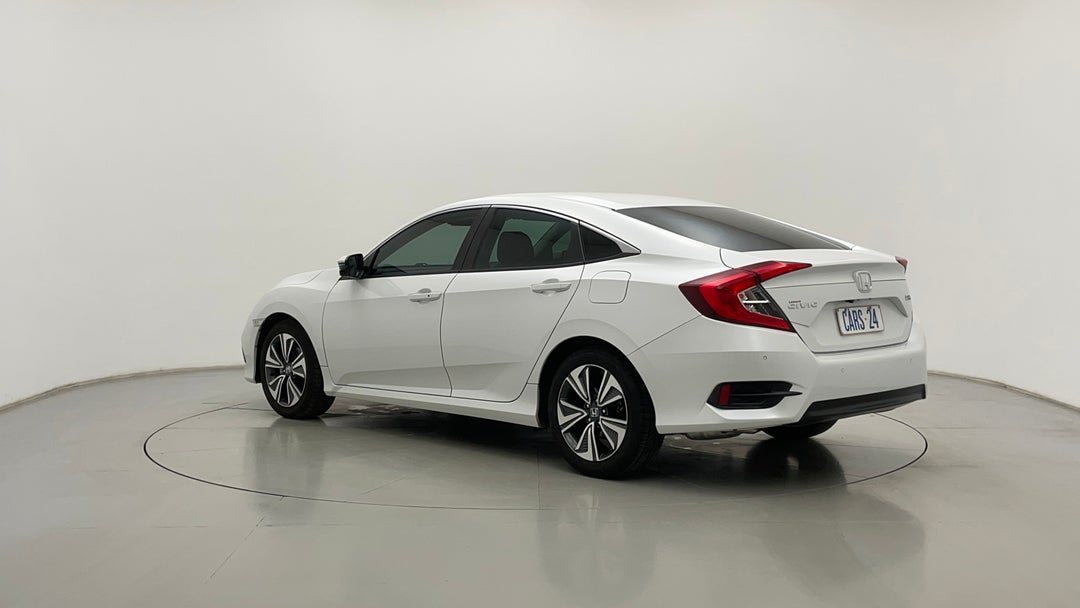 Left Back Diagonal (45- Degree) View