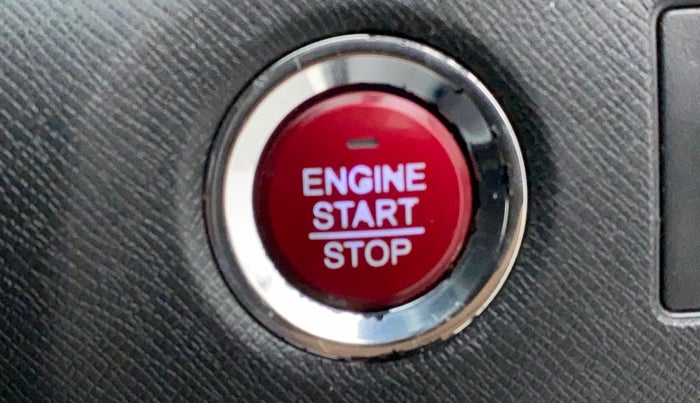 2016 Honda BR-V 1.5L I-VTEC V, Petrol, Manual, 67,131 km, Keyless Start/ Stop Button
