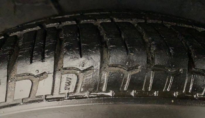 2010 Hyundai i10 ASTA 1.2, Petrol, Manual, 37,893 km, Right Rear Tyre Tread