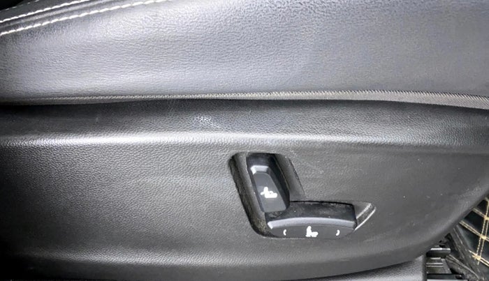 2019 MG HECTOR SHARP DCT PETROL, Petrol, Automatic, 39,762 km, Driver Side Adjustment Panel