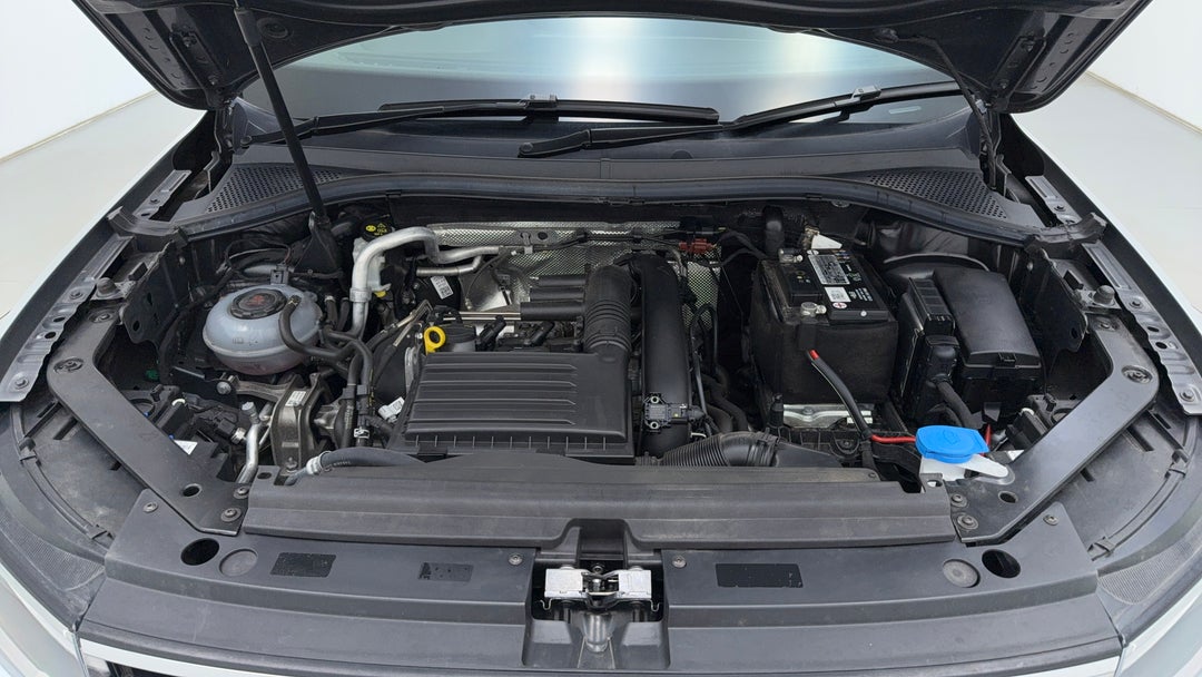 2022 Volkswagen Tiguan 110tsi Life, Automatic, 59877 km, Open Bonnet (Engine)