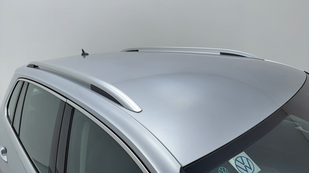 2022 Volkswagen Tiguan 110tsi Life, Automatic, 59877 km, Roof/Sunroof View