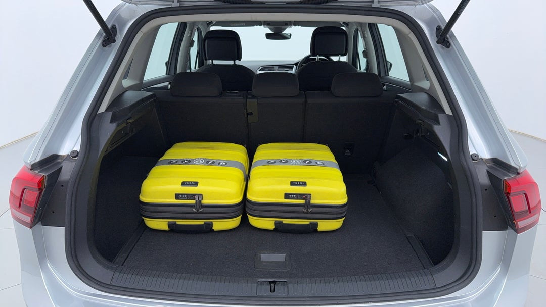 2022 Volkswagen Tiguan 110tsi Life, Automatic, 59877 km, Boot Inside View with Luggage