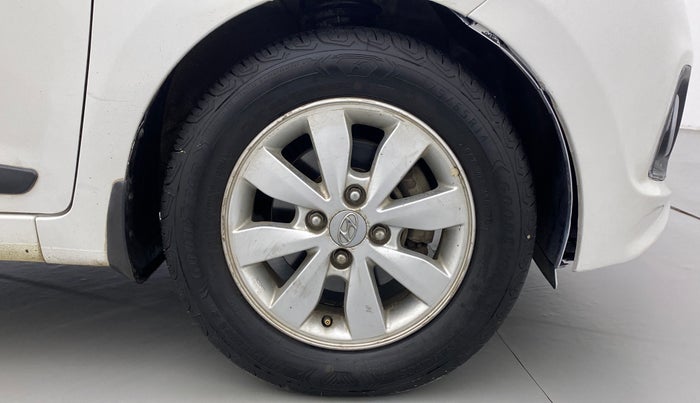 2014 Hyundai Xcent S 1.2, Petrol, Manual, 80,231 km, Right Front Wheel