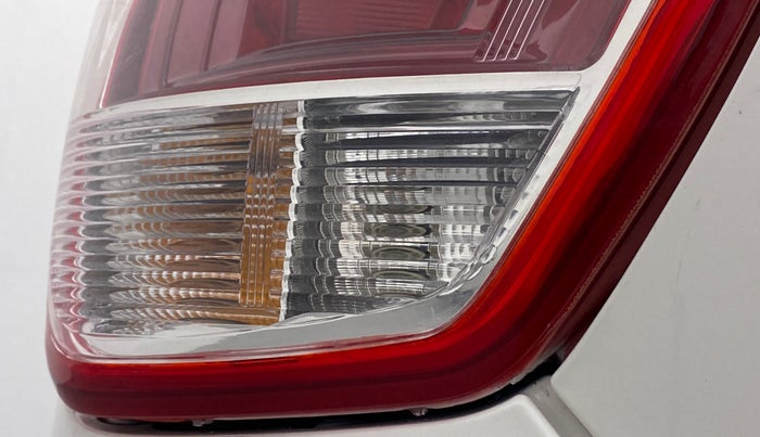 2014 Hyundai Xcent S 1.2, Petrol, Manual, 80,231 km, Left tail light - Reverse Gear Light nor working