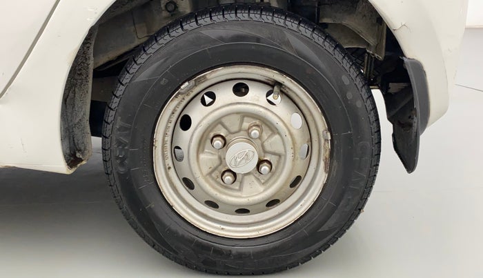 2011 Hyundai Eon ERA, Petrol, Manual, 66,145 km, Left Rear Wheel