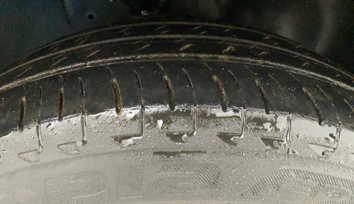 2020 Maruti IGNIS DELTA 1.2, Petrol, Manual, 30,917 km, Right Front Tyre Tread