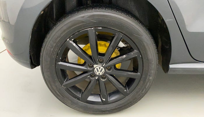 2018 Volkswagen Polo HIGHLINE PLUS 1.0 16 ALLOY, Petrol, Manual, 44,553 km, Right Rear Wheel