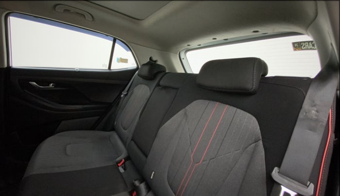 2020 Hyundai Creta SX 1.4 TURBO DCT, Petrol, Automatic, 62,993 km, Right Side Rear Door Cabin
