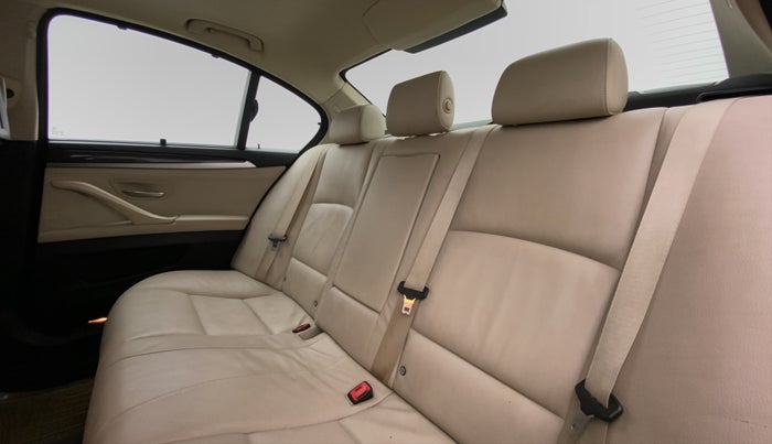 2011 BMW 5 Series 525D 3.0, Diesel, Automatic, 77,804 km, Right Side Rear Door Cabin