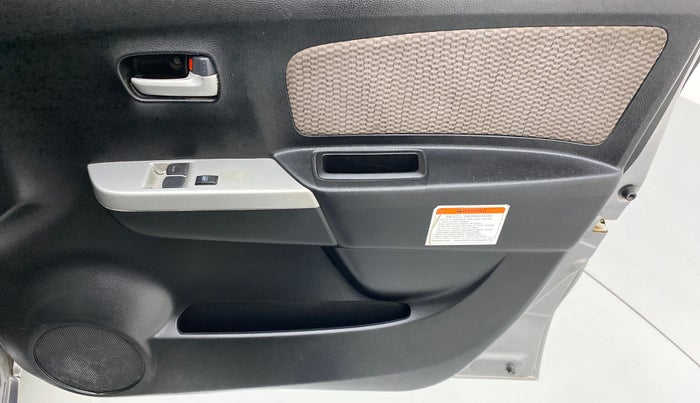 2013 Maruti Wagon R 1.0 LXI CNG, CNG, Manual, 75,865 km, Driver Side Door Panels Control