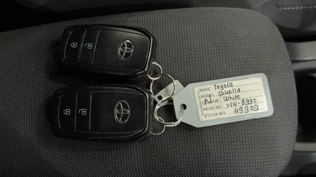 2023 Toyota Corolla Ascent Sport Hybrid, Automatic, 42056 km, Key Close-up