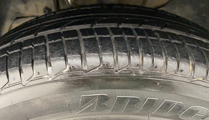 2019 Tata Tiago XZ+ 1.2 Revotron, Petrol, Manual, 4,700 km, Left Front Tyre Tread