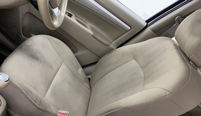 2016 Maruti Ertiga VXI, Petrol, Manual, 1,46,105 km, Driver seat - Cover slightly stained