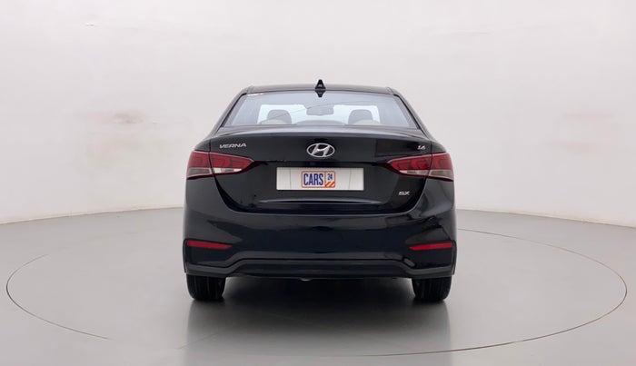 2018 Hyundai Verna 1.6 VTVT SX, Petrol, Manual, 56,396 km, Back/Rear