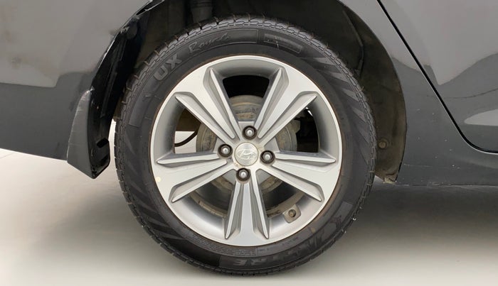 2018 Hyundai Verna 1.6 VTVT SX, Petrol, Manual, 56,396 km, Right Rear Wheel