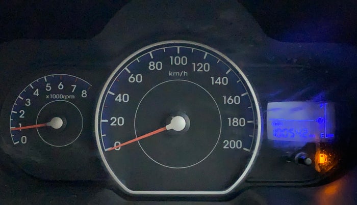 2016 Hyundai i10 MAGNA 1.1, CNG, Manual, 1,00,542 km, Odometer Image