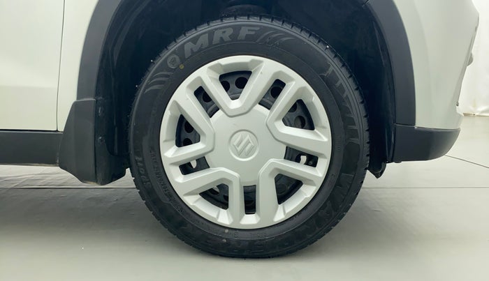 2018 Maruti Vitara Brezza VDI, Diesel, Manual, 54,879 km, Right Front Tyre
