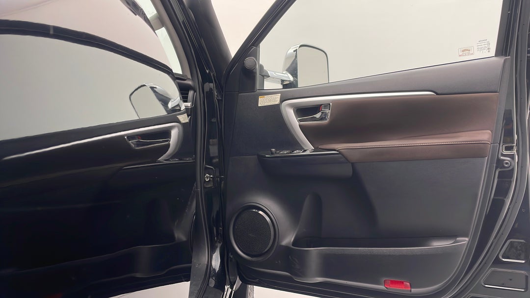 2016 Toyota Fortuner Gxl, Automatic, 96502 km, Speaker View