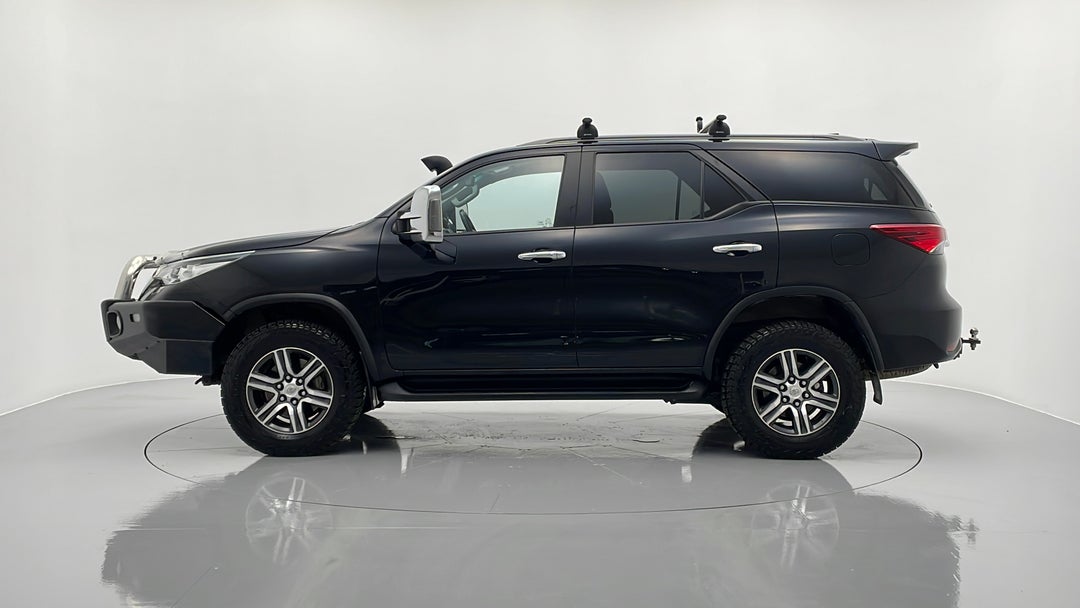 2016 Toyota Fortuner Gxl, Automatic, 96502 km, Left Side View