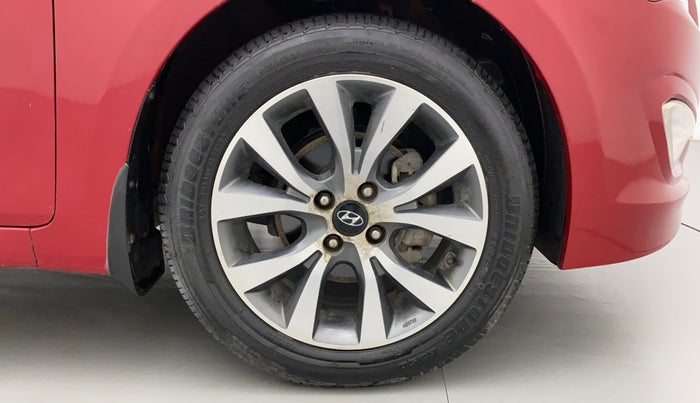 2015 Hyundai Verna FLUIDIC 4S 1.6 VTVT S(O), CNG, Manual, 70,248 km, Right Front Wheel