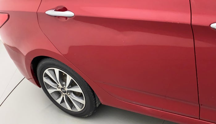2015 Hyundai Verna FLUIDIC 4S 1.6 VTVT S(O), CNG, Manual, 70,248 km, Right rear door - Slightly dented