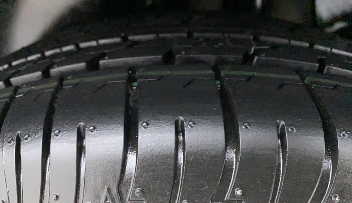 2015 Hyundai Creta 1.6 SX PLUS PETROL, Petrol, Manual, 59,383 km, Left Rear Tyre Tread