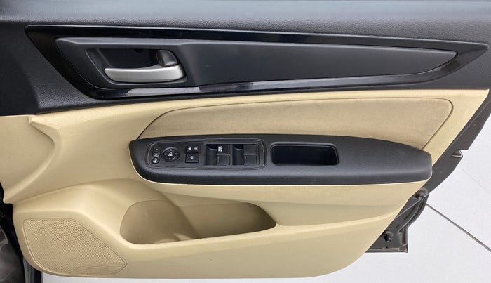 2019 Honda Amaze 1.2 V CVT I VTEC, Petrol, Automatic, 64,150 km, Driver Side Door Panels Control