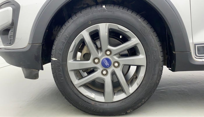 2018 Ford FREESTYLE TITANIUM 1.2 TI-VCT MT, Petrol, Manual, 31,031 km, Left Front Wheel
